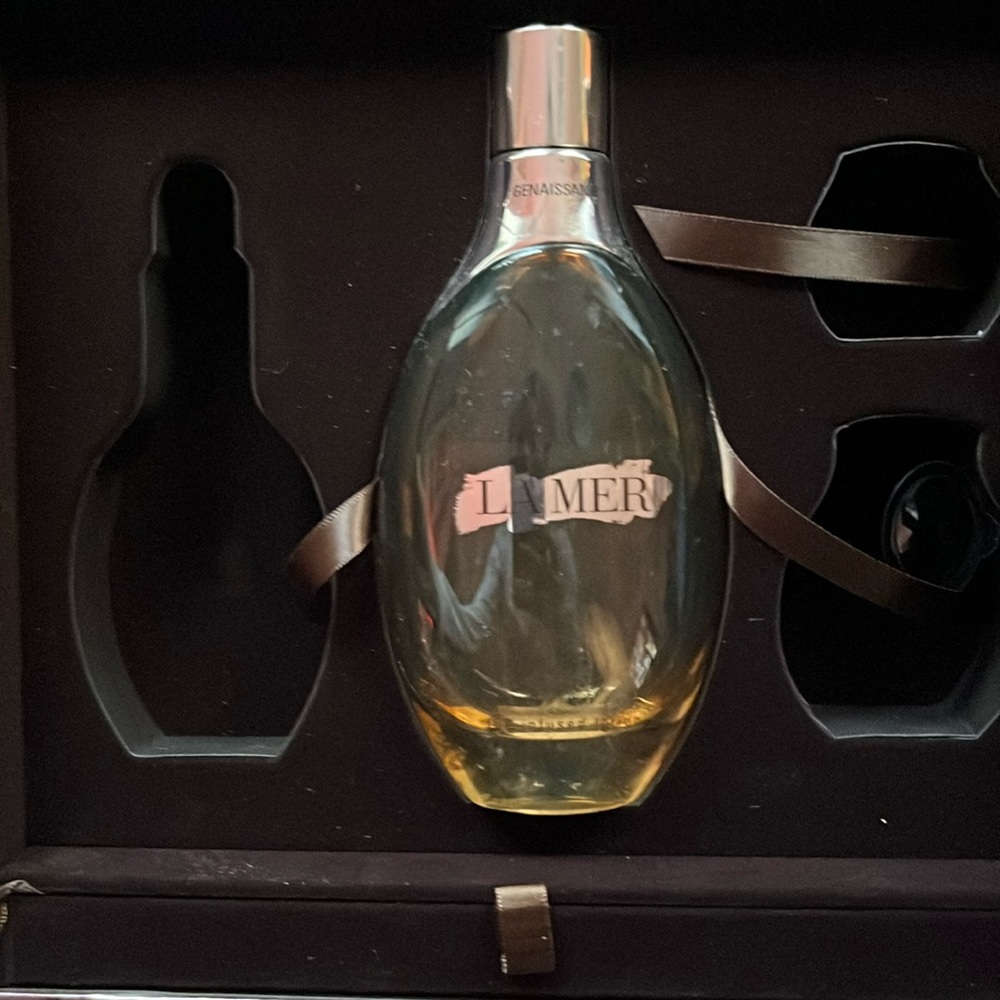 EMPTY bottle of LA MER gensis bottle with BOX